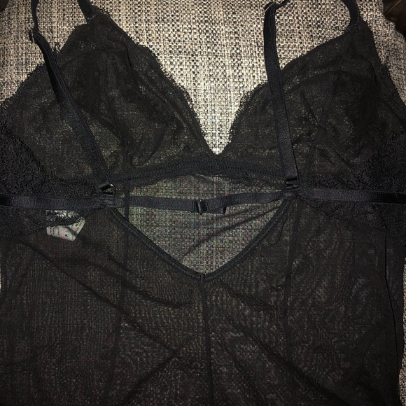 Maidenform unlined lace & mesh teddy - Picture 6 of 8